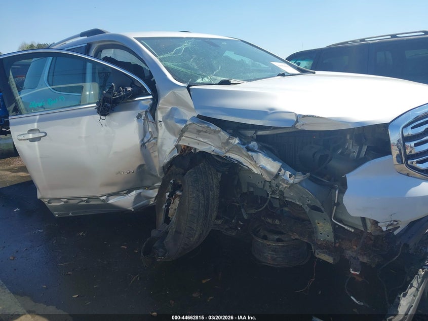 2019 GMC ACADIA auction photo 6
