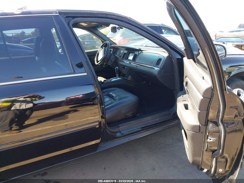 2007 Ford Crown Victoria Lx