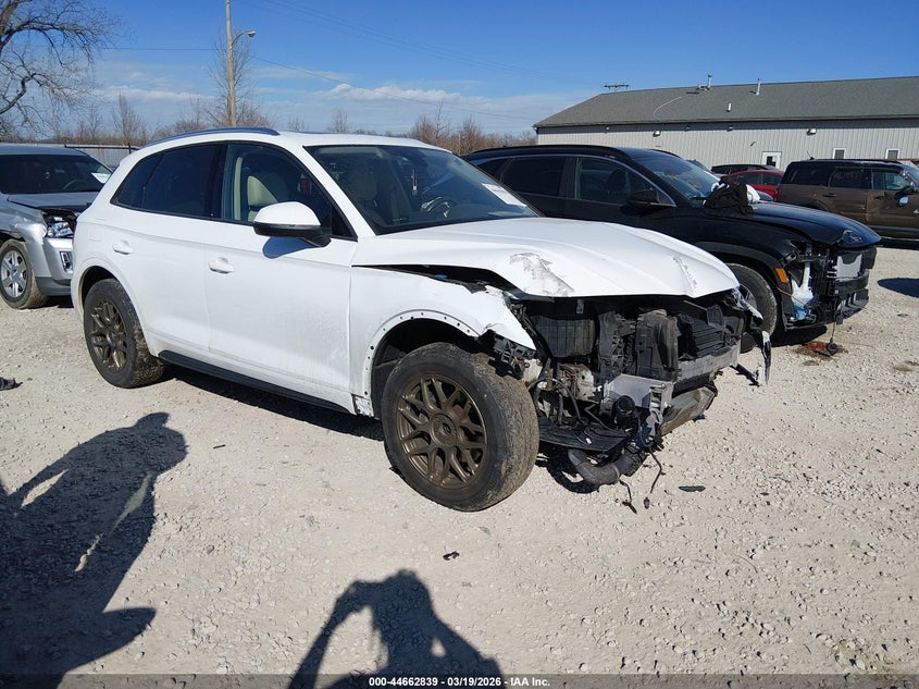 Vin: wa1anafy3j2029548, lot: 45159879, audi q5 2.0t premium/2.0t tech premium 2018 img_1