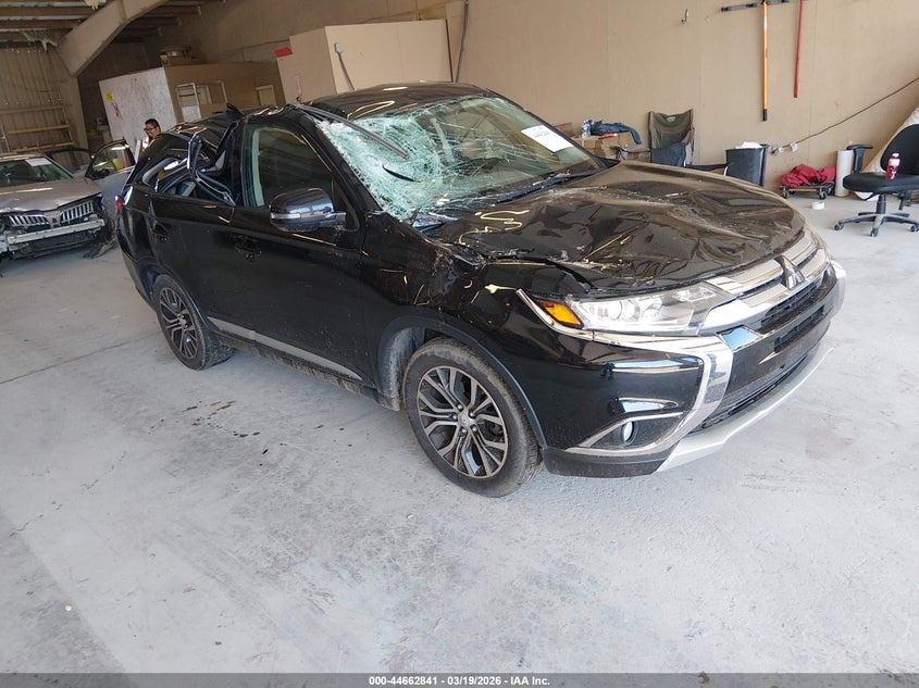 2017 Mitsubishi Outlander Se/Sel