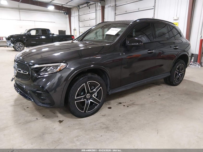 2025 Mercedes-Benz Glc 300 Suv