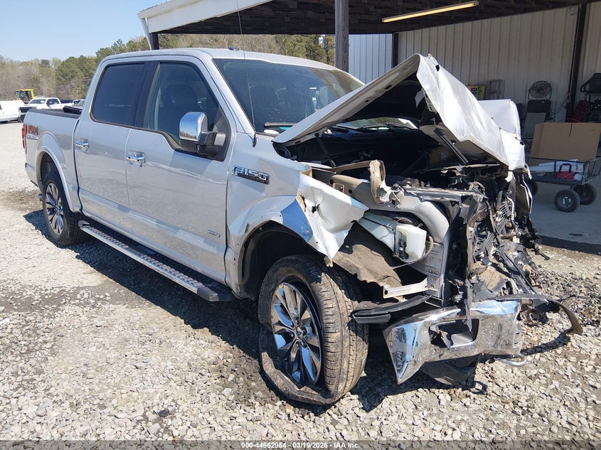 2015 FORD F-150 LARIAT