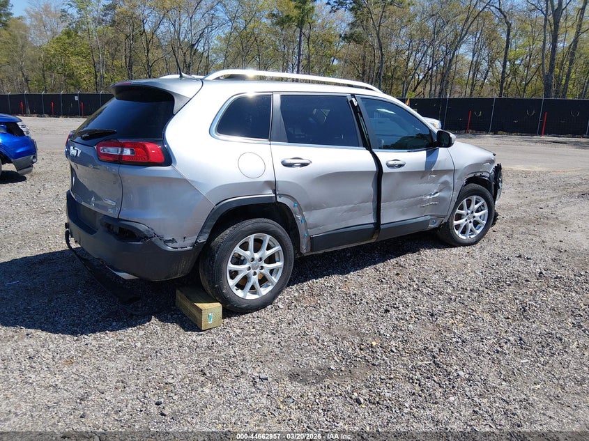 2017 Jeep Cherokee Latitude Fwd