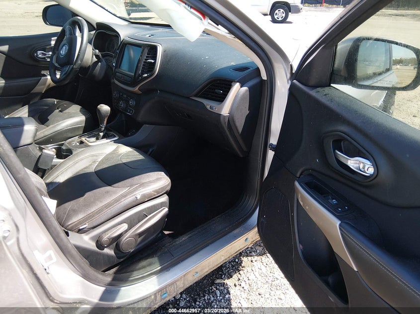 2017 Jeep Cherokee Latitude Fwd