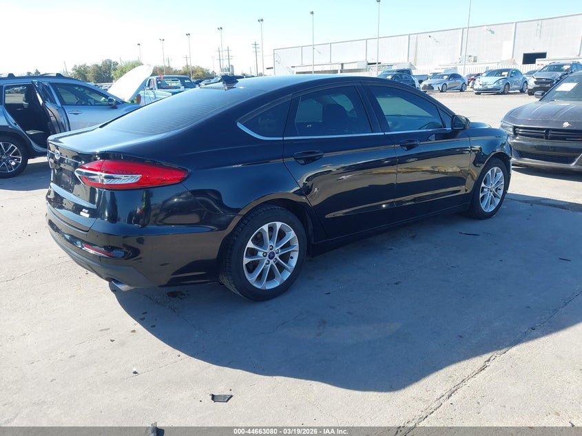 2020 Ford Fusion Se