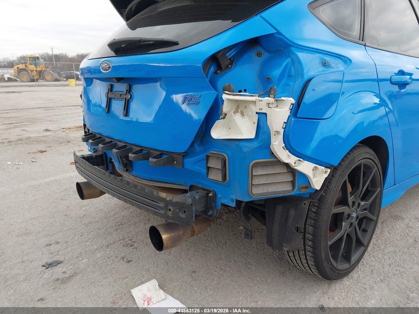 2018 Ford Focus Rs VIN: WF0DP3TH2J4127257 Lot: 44663125