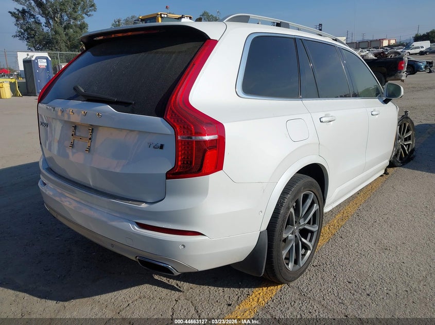 2016 Volvo Xc90 T6 Momentum