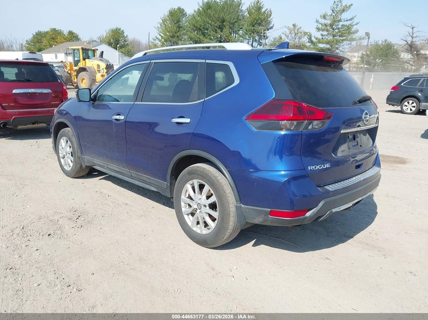 2018 Nissan Rogue Sv