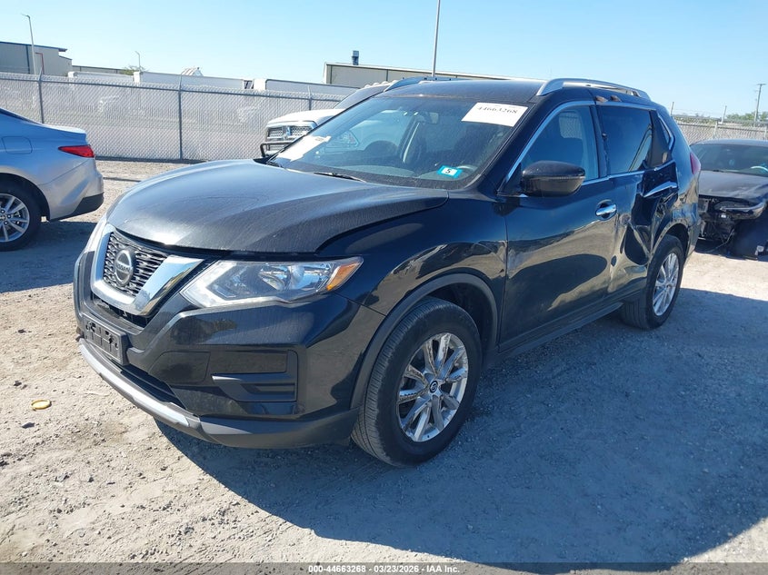2018 Nissan Rogue Sv