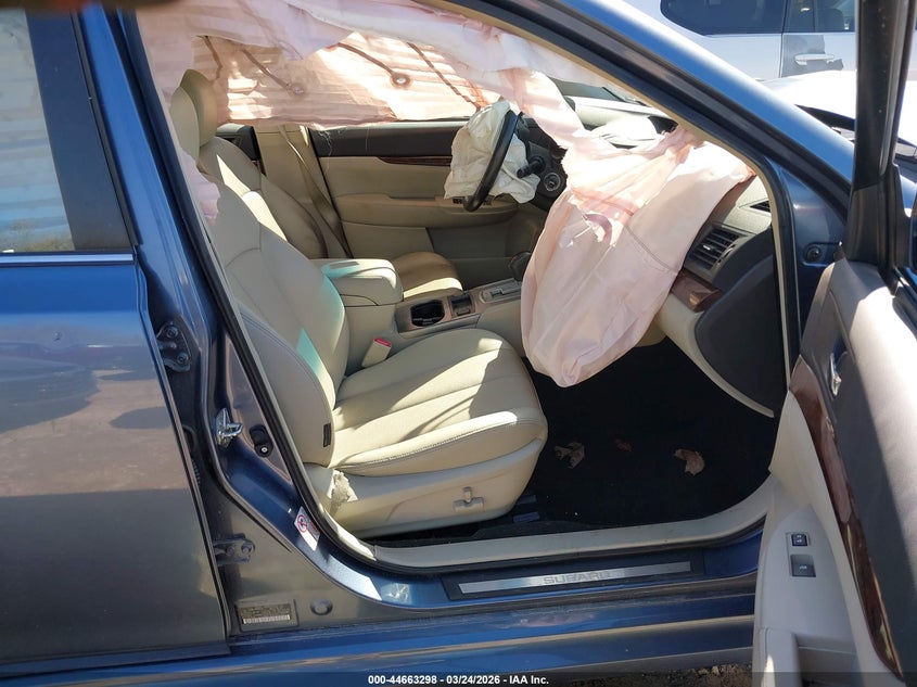 2013 Subaru Legacy 3.6R Limited