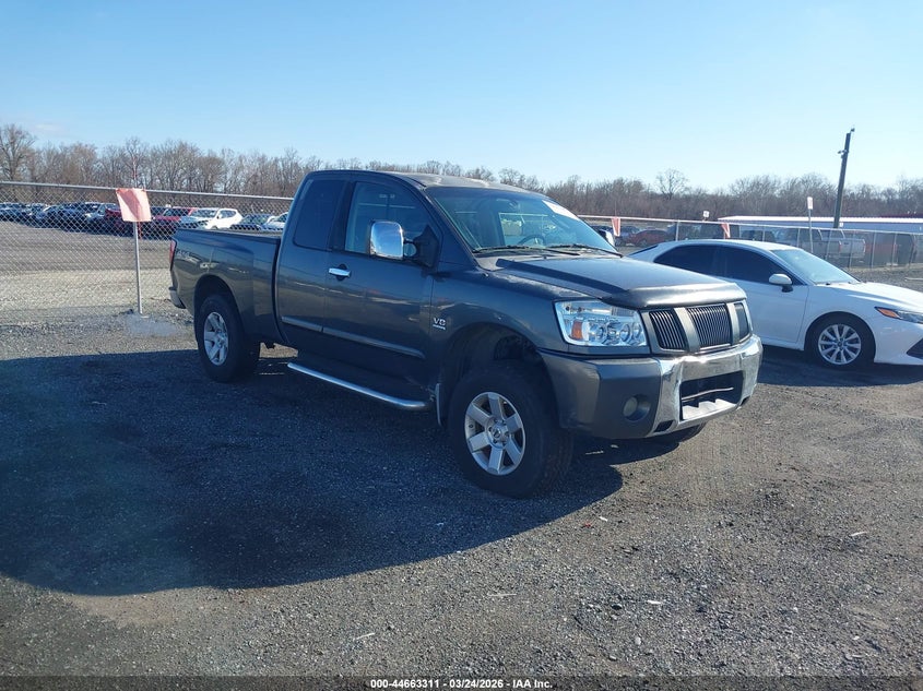 2004 Nissan Titan Se