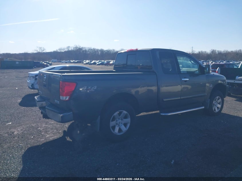 2004 Nissan Titan Se