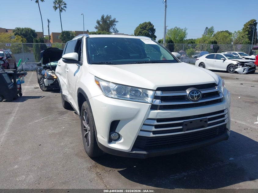 2019 Toyota Highlander Xle