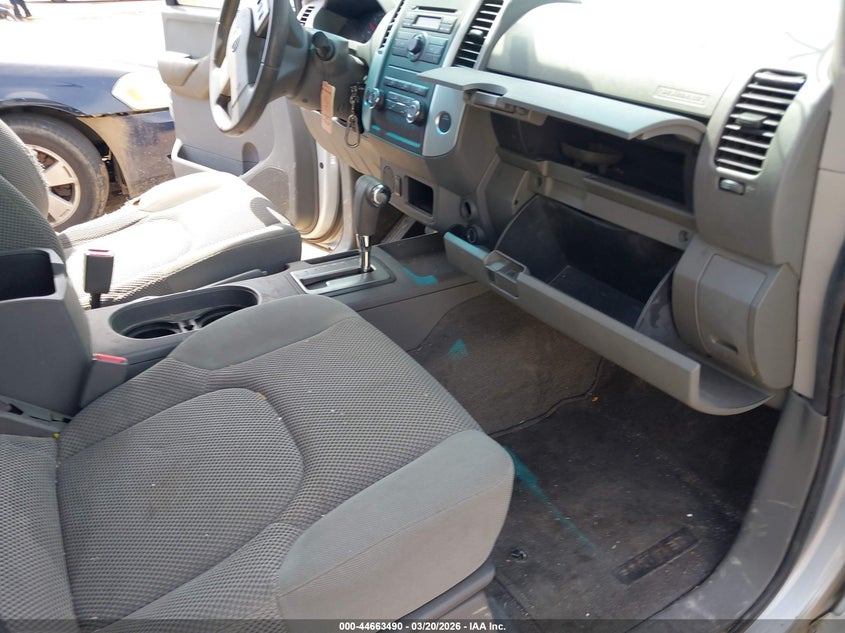 2009 Nissan Frontier Se