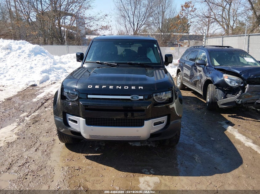 2025 Land Rover Defender 110 P300 VIN: SALEJ7EXXS2357820 Lot: 44663569
