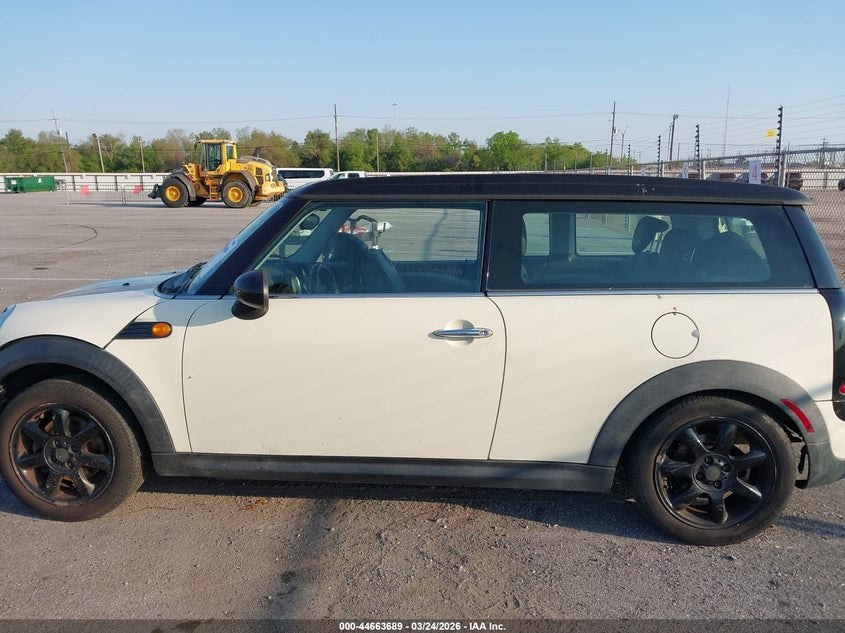 2010 Mini Cooper Clubman VIN: WMWML3C58ATX51961 Lot: 44663689