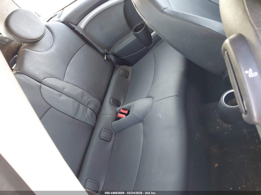 2010 Mini Cooper Clubman VIN: WMWML3C58ATX51961 Lot: 44663689