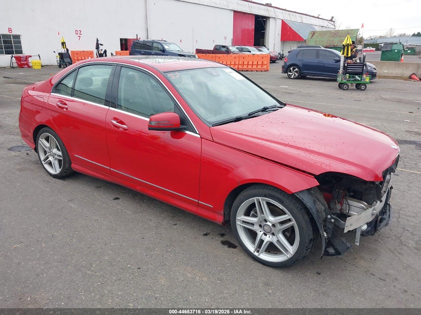 2014 Mercedes-Benz C 250 Sport