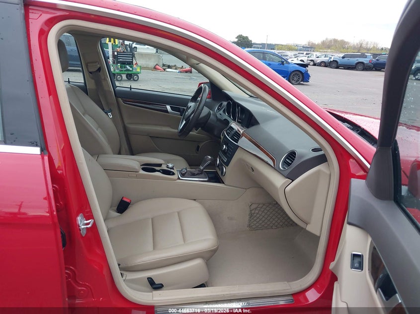 2014 Mercedes-Benz C 250 Sport