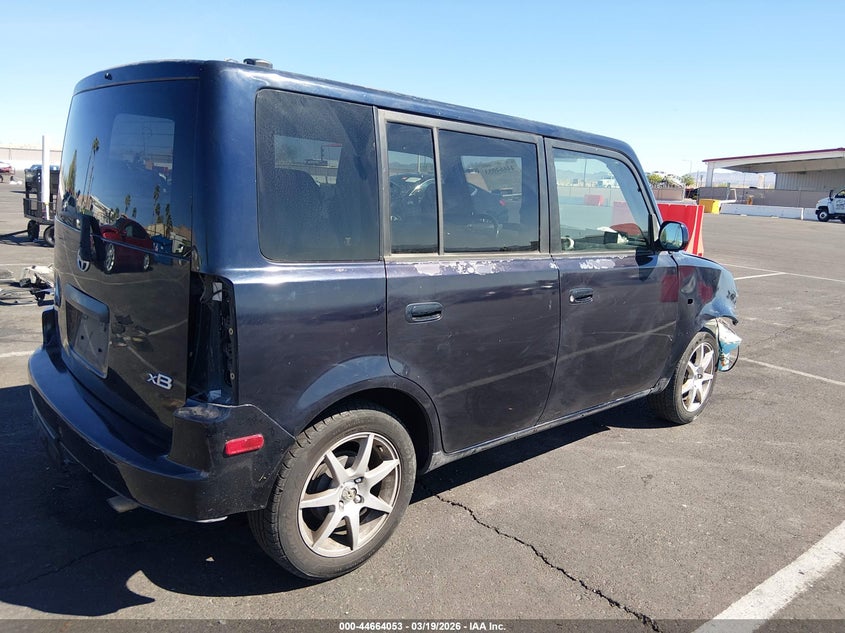 2005 Scion Xb