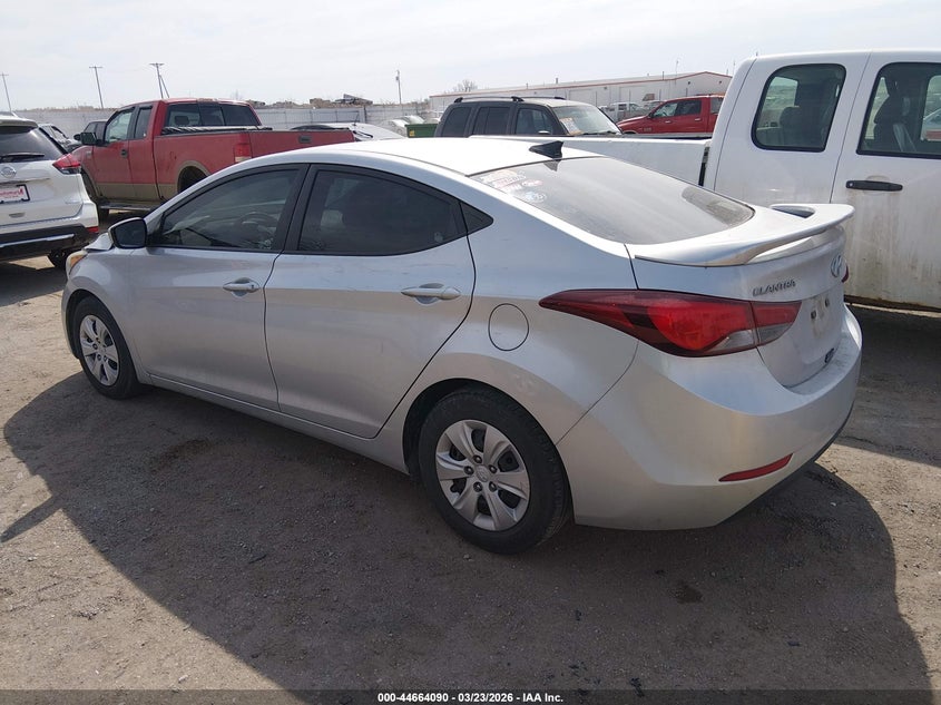 2016 Hyundai Elantra Se