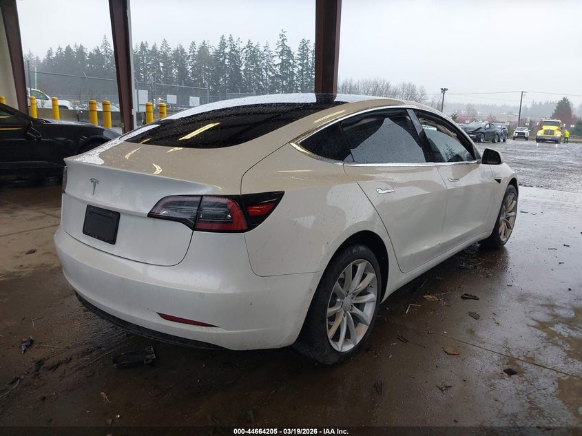 2020 Tesla Model 3 Standard Range Plus Rear-Wheel Drive/Standard Range Rear-Wheel Drive