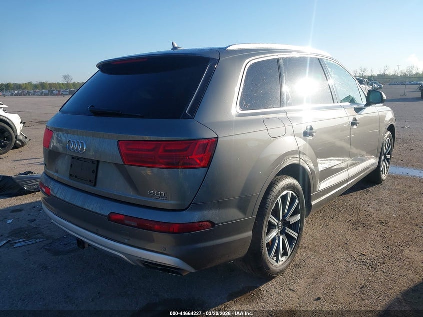 2017 Audi Q7 3.0T Premium