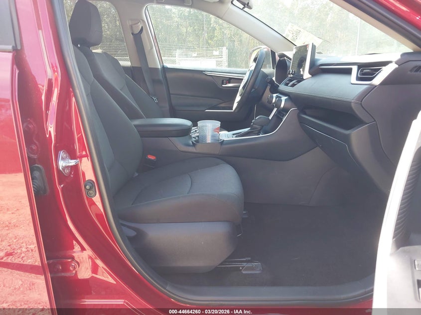 VIN 2T3P1RFV4SW515682 2025 TOYOTA RAV4 XLE