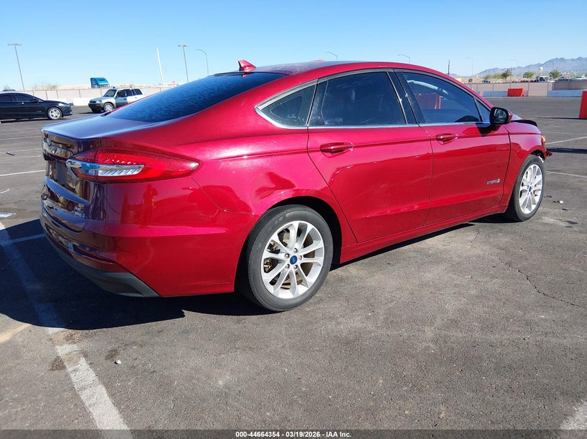 2019 Ford Fusion Hybrid Se
