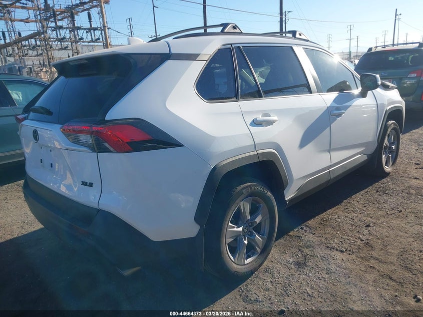 VIN 2T3W1RFV0RC291091 2024 TOYOTA RAV4 XLE
