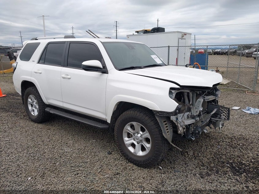 2022 TOYOTA 4RUNNER SR5
