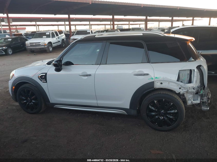 2017 Mini Countryman Cooper S VIN: WMZYT3C33H3D97833 Lot: 44664732