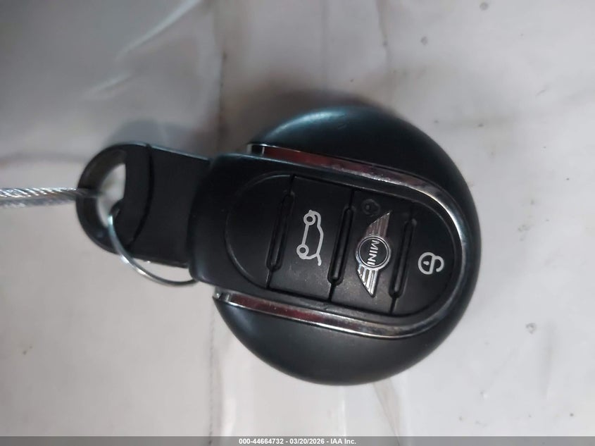 2017 Mini Countryman Cooper S VIN: WMZYT3C33H3D97833 Lot: 44664732