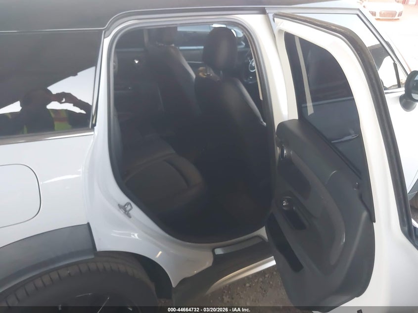 2017 Mini Countryman Cooper S VIN: WMZYT3C33H3D97833 Lot: 44664732