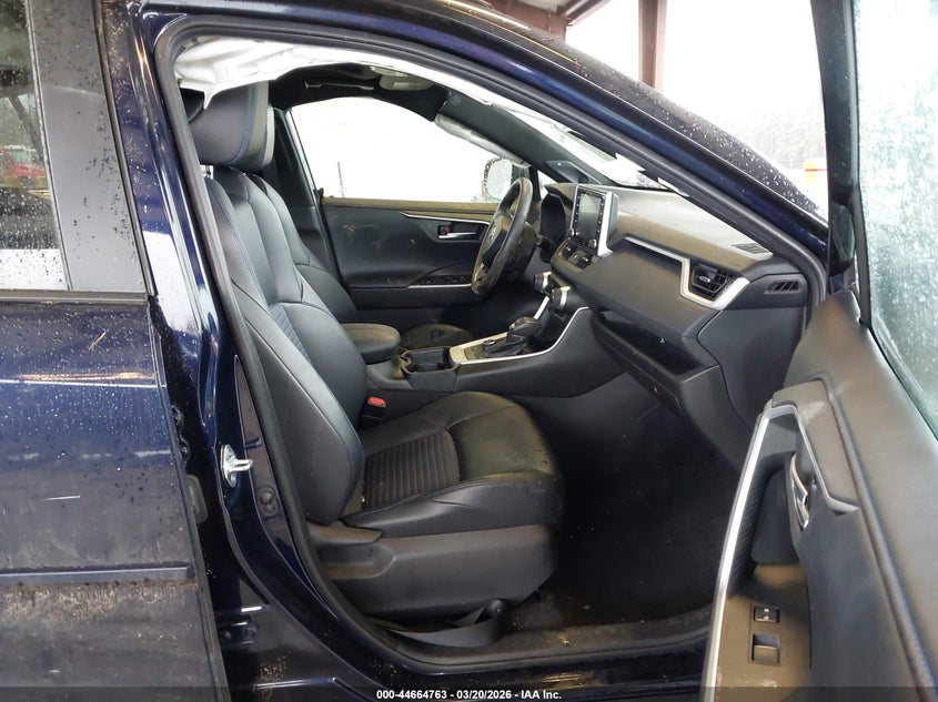 2020 Toyota Rav4 Hybrid Xse