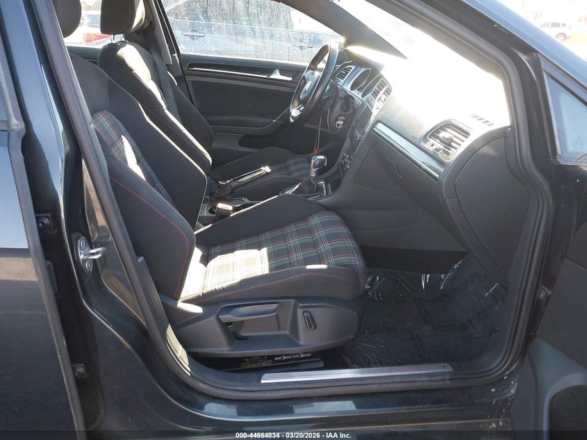 2017 Volkswagen Golf Gti Autobahn 4-Door/S 4-Door/Se 4-Door/Sport 4-Door