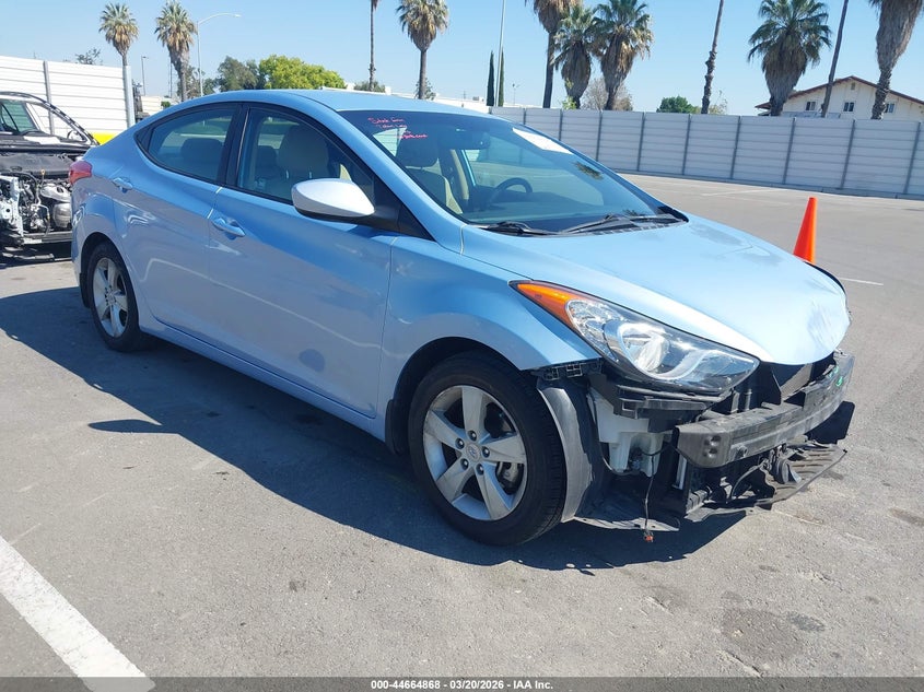2013 HYUNDAI ELANTRA GLS