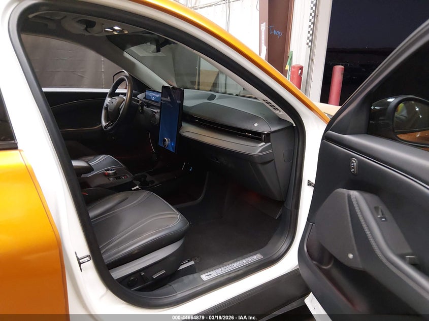 2022 Ford Mustang Mach-E Premium