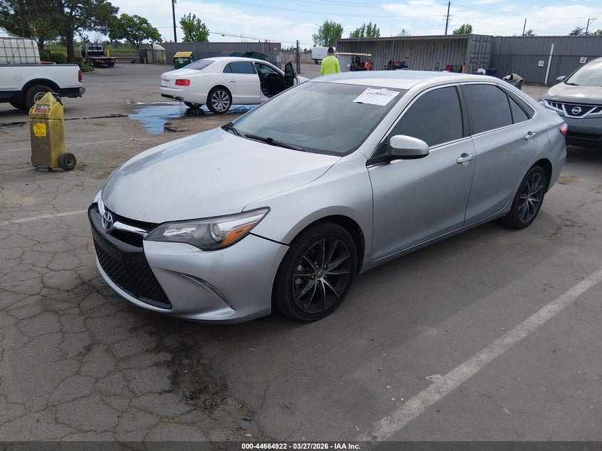 2015 Toyota Camry Xse
