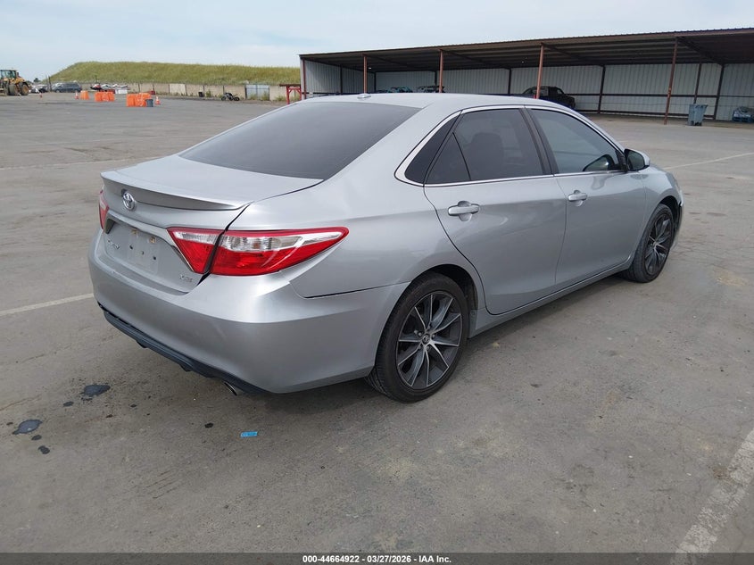 2015 Toyota Camry Xse