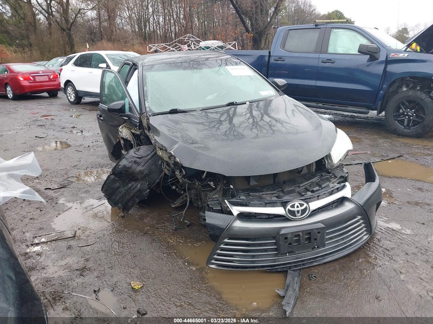 2017 Toyota Camry Le