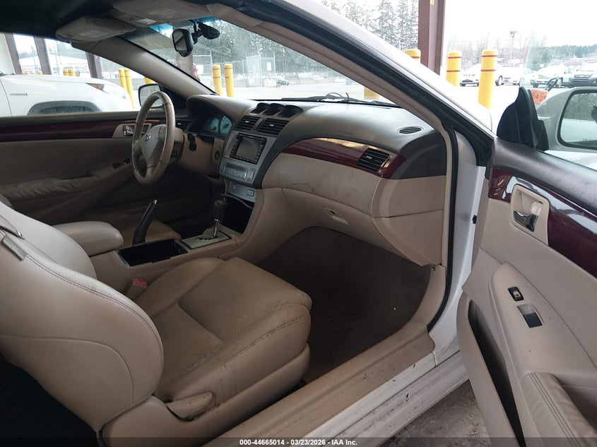 2004 Toyota Camry Solara Sle