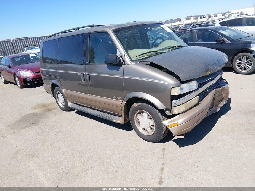 1GNDM19W6YB188193 2000 Chevrolet Astro auction photo 1