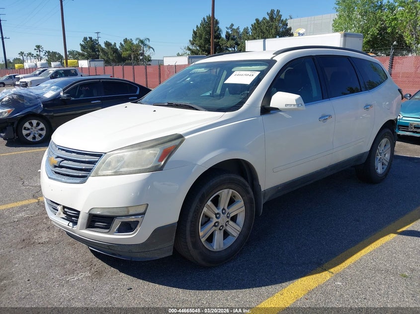2014 CHEVROLET TRAVERSE auction photo 2