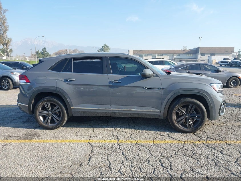 2021 Volkswagen Atlas Cross Sport 3.6L V6 Se W/Technology R-Line VIN: 1V2PE2CA7MC238530 Lot: 44665098