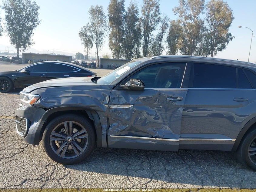 2021 Volkswagen Atlas Cross Sport 3.6L V6 Se W/Technology R-Line VIN: 1V2PE2CA7MC238530 Lot: 44665098