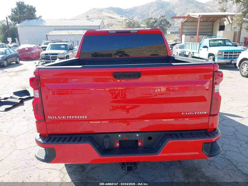 VIN 1GCPDBEK2PZ217189 2023 CHEVROLET SILVERADO 1500 4WD  SHORT BED CUSTOM