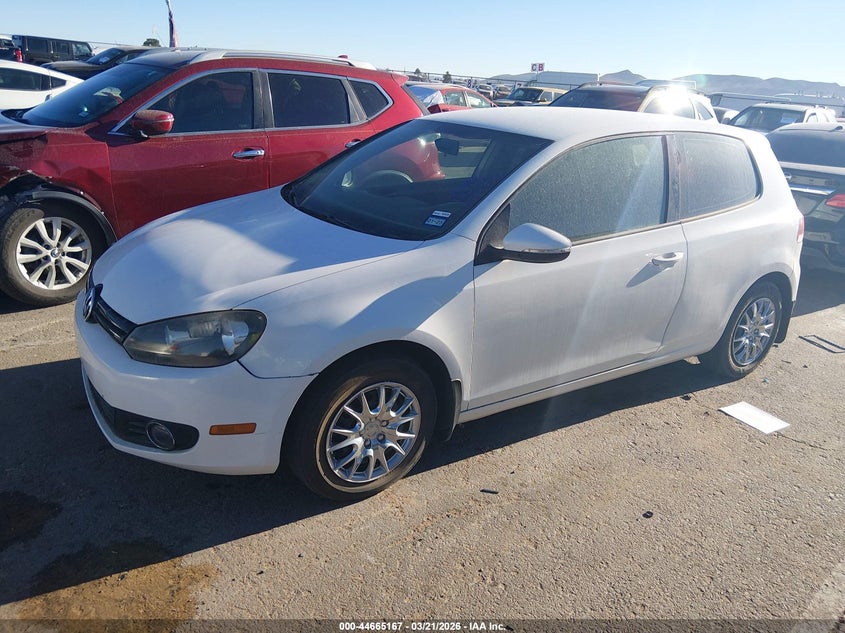 2011 Volkswagen Golf 2.5L 2-Door