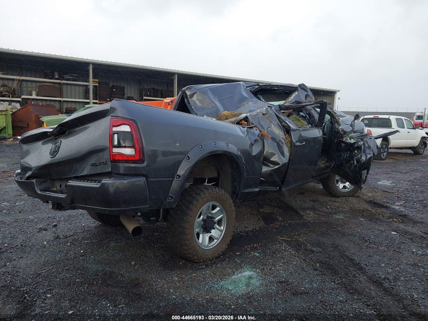 Vin: 3c6ur5nl7pg503786, lot: 45162233, ram 2500 laramie  4x4 6'4 box 20234