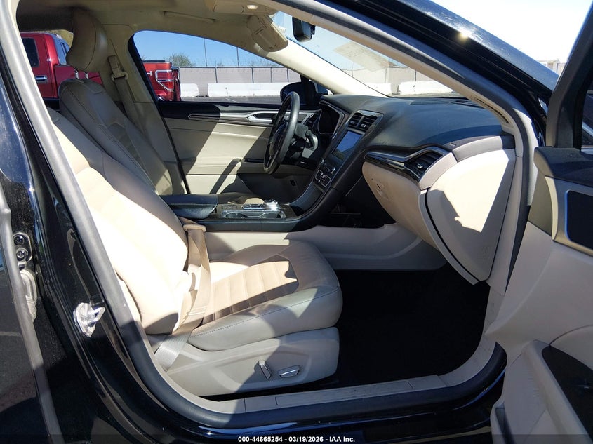 2018 Ford Fusion Hybrid Se